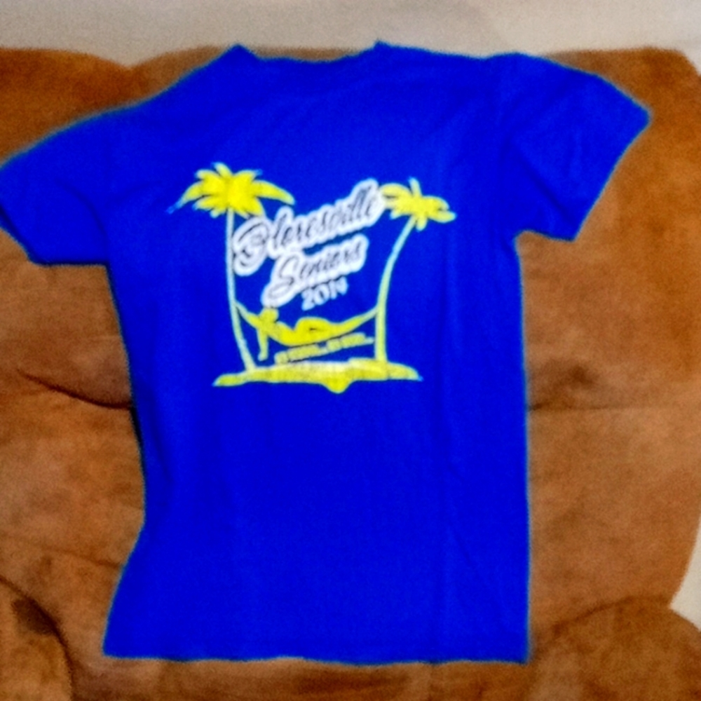 A blue shirt size medium